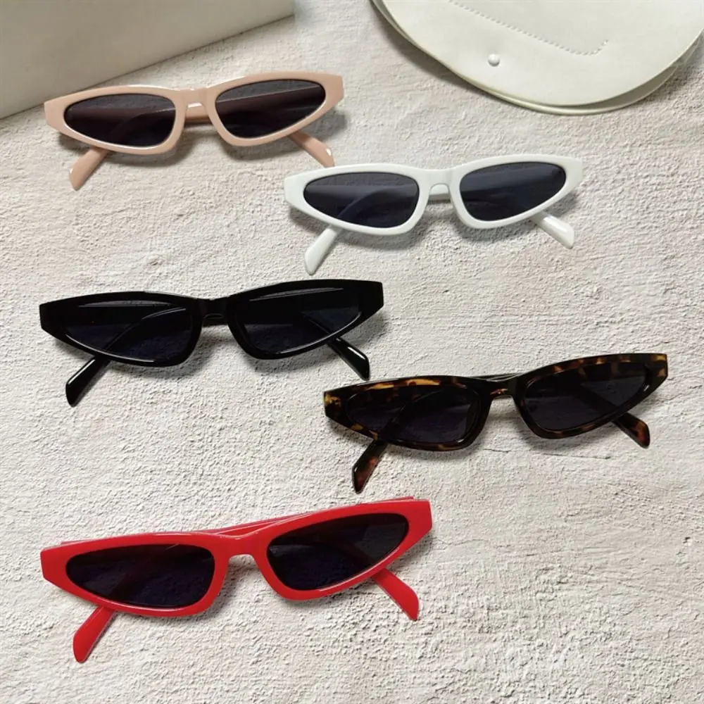 Trendy Small Frame Cat Eye Sunglasses Street Shooting UV Protection Hip-Hop Sun Glasses Triangle Shades for Women