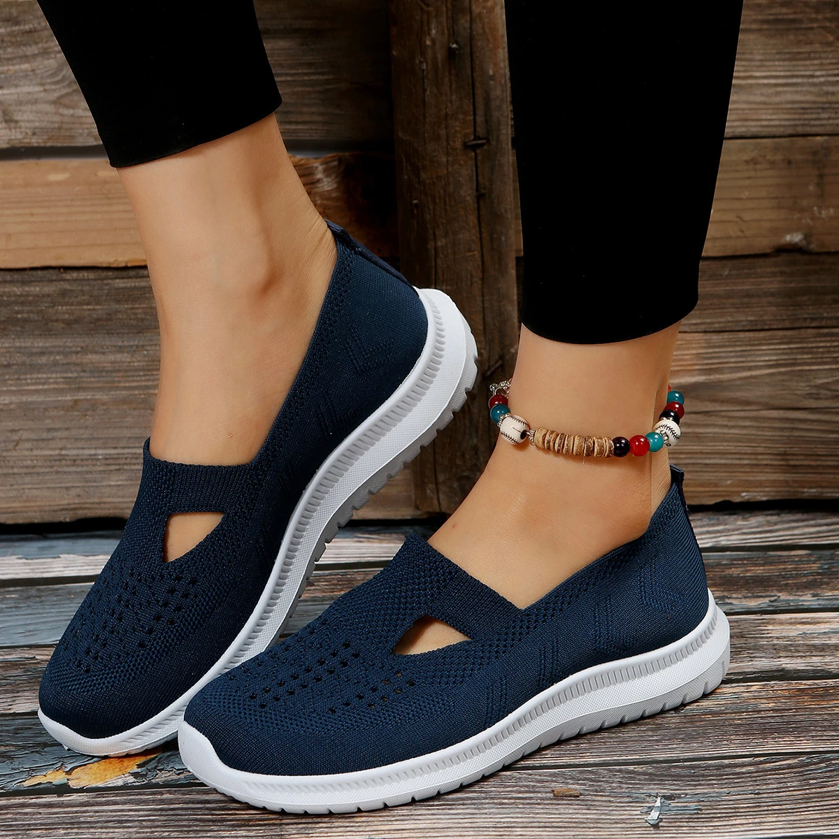 New Women's Shoes Mesh Light Breathable Slip on Casual Shoes Solid Color Versatile Low Help Flat Shoes Zapatos De Mujer Sneakers