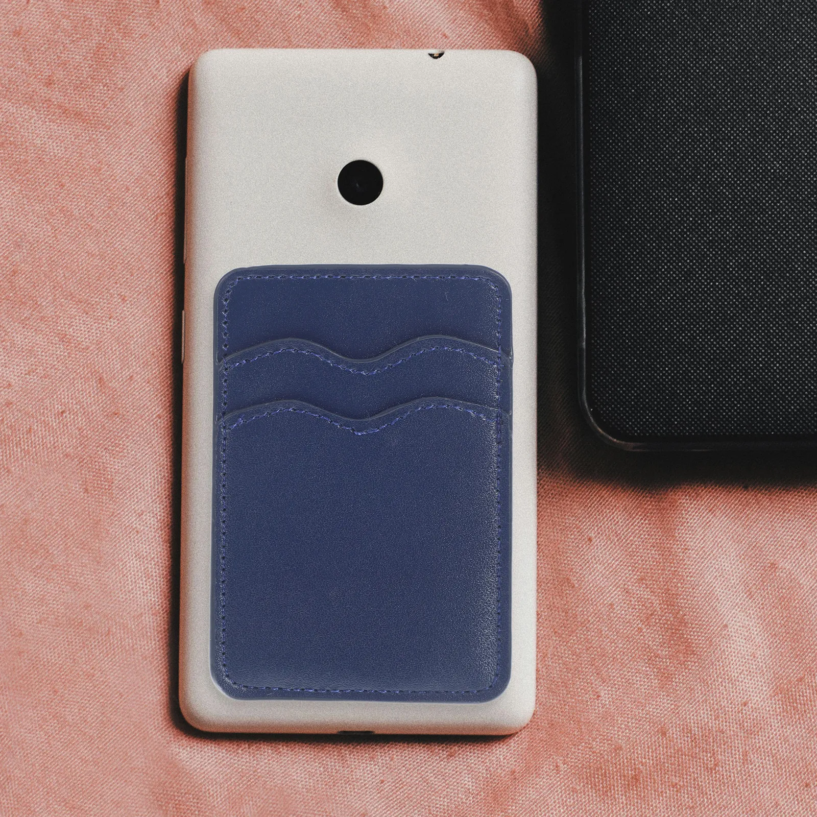 

Накладной держатель для карт на телефон с двумя слотами, тонкий дизайн, совместим с беспроводной зарядкой, для кредитных карт, ID и визиток