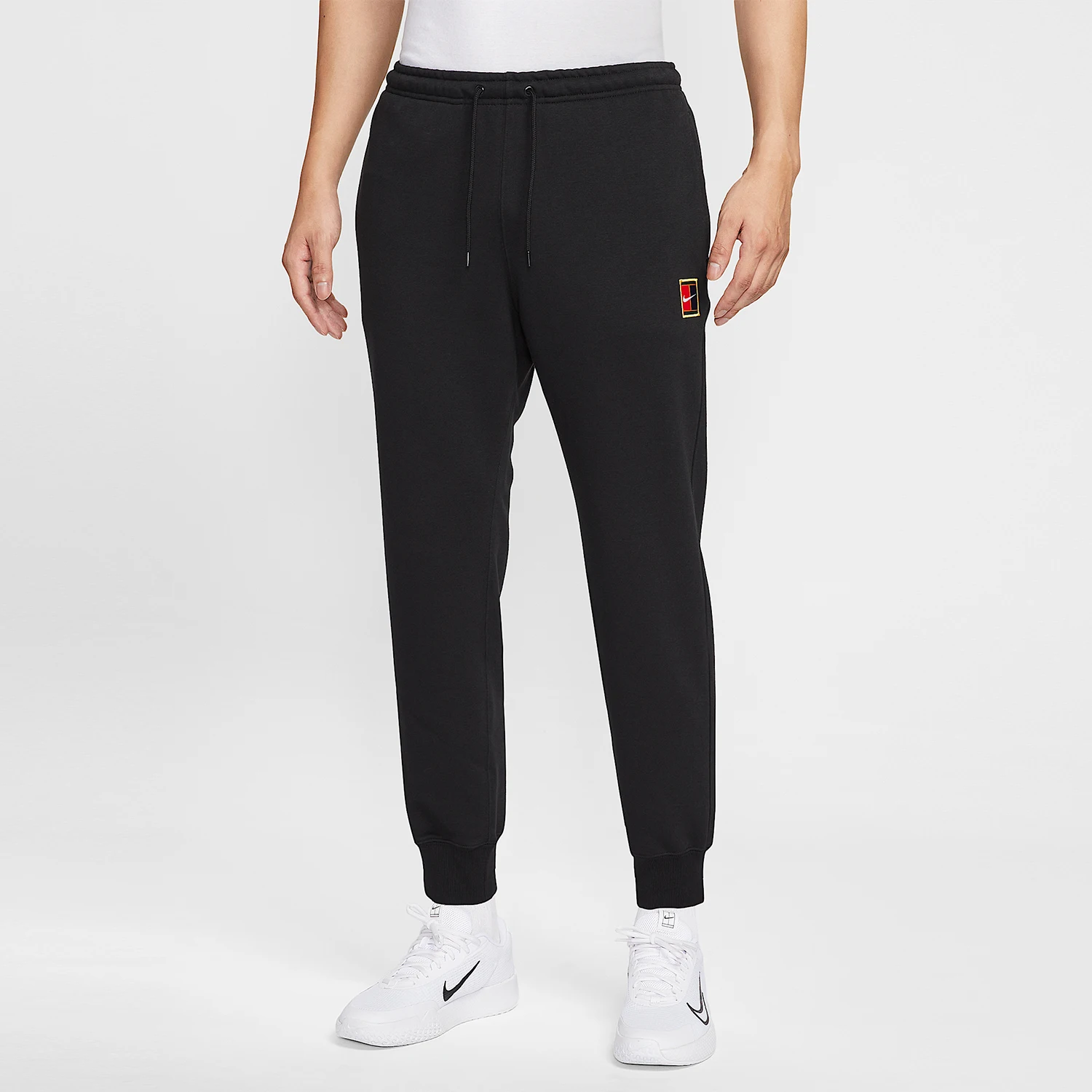 

Nike Authentic Autumn Style Men's Cuffed Knit Tennis Pants HM6767-010