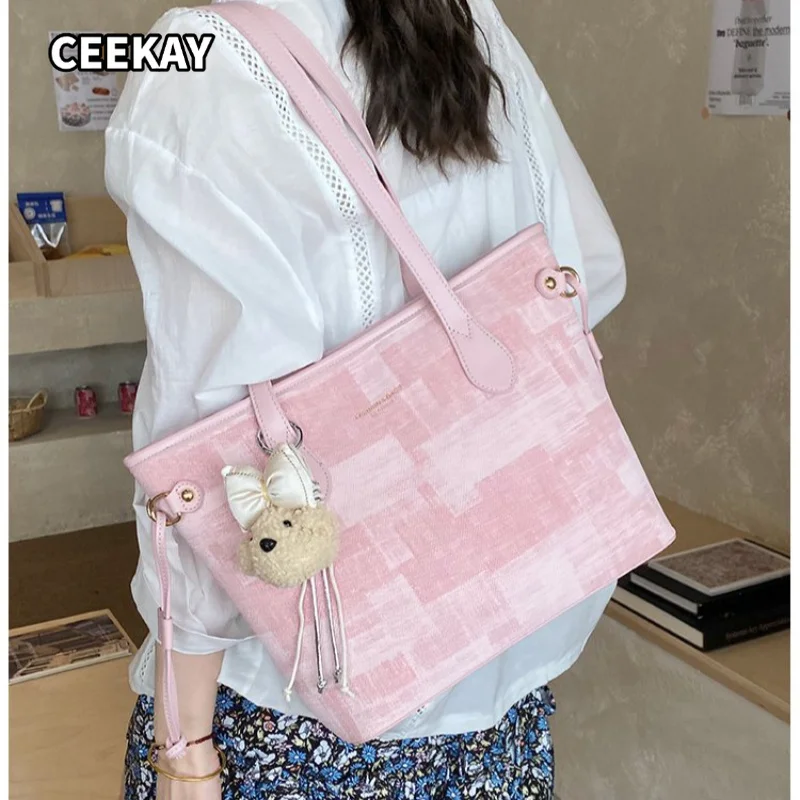 

CEEKAY Women's Tote Bag Light Pink Textured PU Leather Large Shoulder Handbag Bow Bear Pendant Daily Commute Casual Sweet