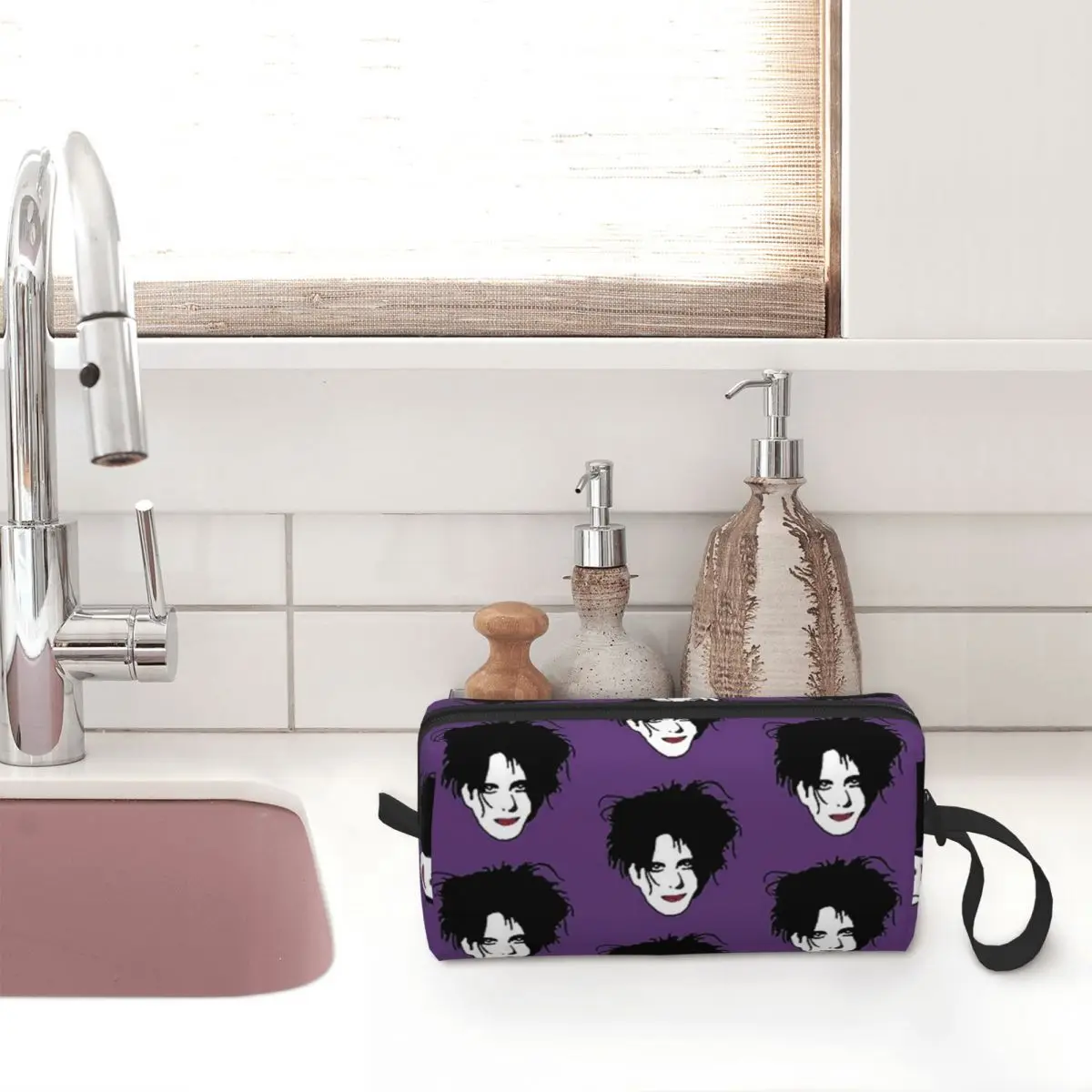 Bolsas de maquillaje con banda de la cura de Robert Smith para mujer, bolsa de cosméticos, bolsa de viaje elegante para almacenamiento de monedero