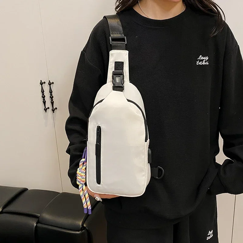 Sewing Thread Nylon Zipper Waist Packs 2025 New High Quality Simple Casual Crossbody Bags Soft Popular Commuting Chest Bags