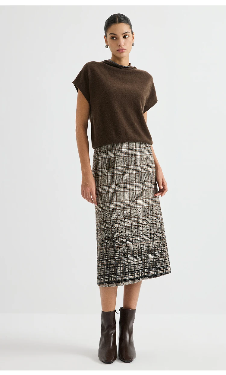 BY4621755 Damen-Weste mit Stehkragen, 100% Kaschmir, Oversized, ärmellos, mit Kettendetails am Rücken und Schlitz, dezenter Luxus für den frühen Herbst. – Detail 7