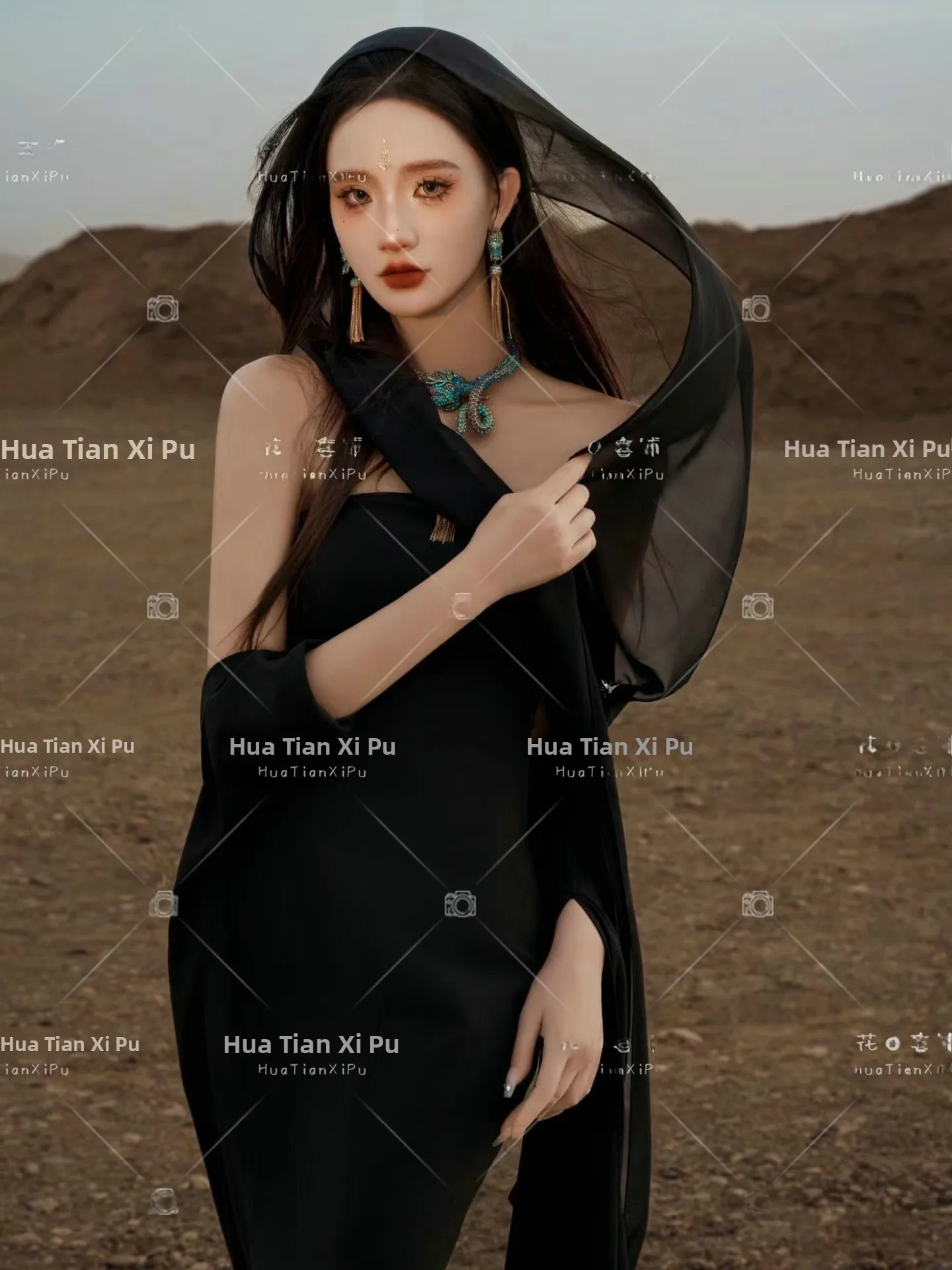 

Новая коллекция: Костюм для путешествий и фотосессий в этническом стиле «Девушка-летун» из Дуньхуана, «Черный призрак» и «Ветряные колокольчики», «Принцесса Северной пустыни»