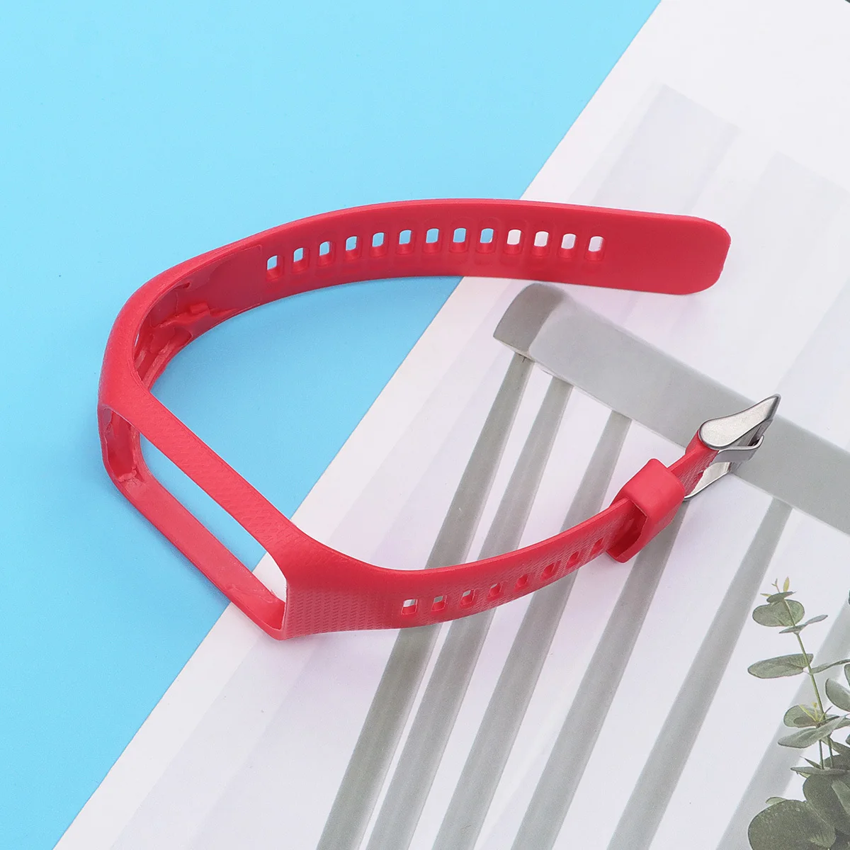 

Silicone Watchband Replacement Adjustable Breathable Soft Comfortable Sport Strap for Runner 2 3 Spark 3 Golfer 2 Red