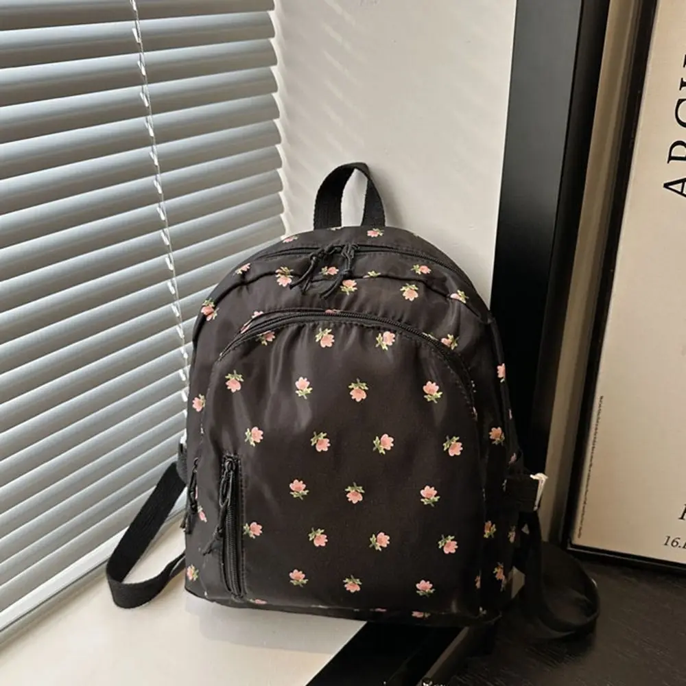 حقيبة ظهر نسائية كورية متعددة الاستخدامات مزهّرة بسعة كبيرة وصغيرة الحجم حقيبة سفر بسحاب للإغلاق حقيبة يد للفتيات المراهقات