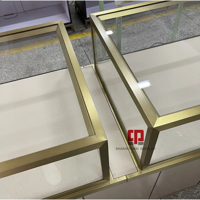 custom.Factory Custom Shopping Mall Decoration Display Cabinet Glass Window Jewelry Store Design