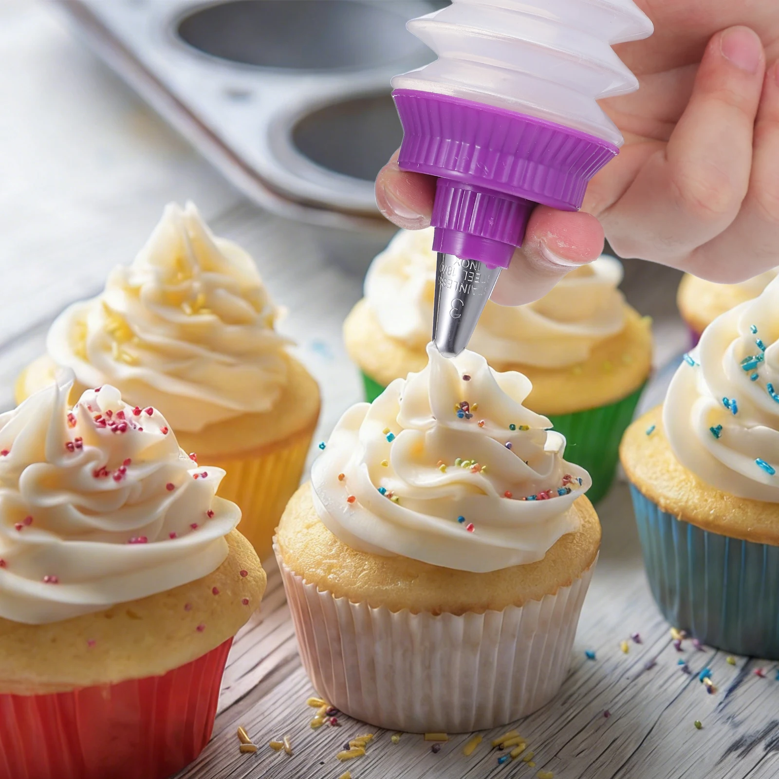 

2Pcs Small Squeeze Bottle for Icing Reusable Decorating Accessory Precision Cake Piping Bottle Baking Supply Cream Dispenser