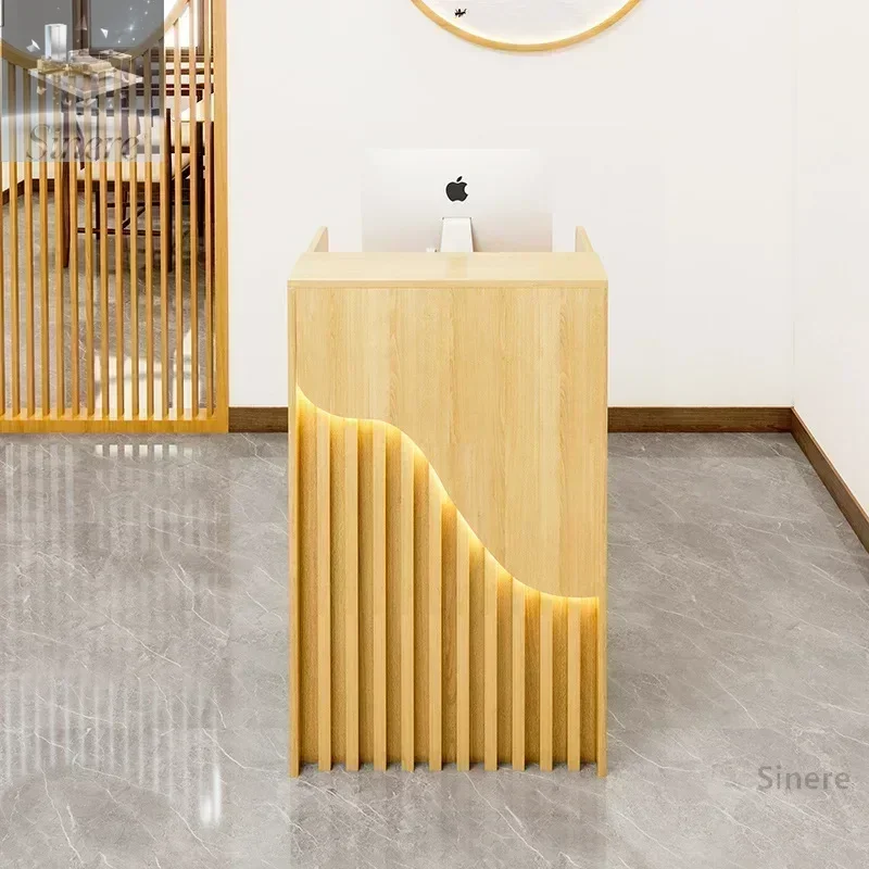 

Стойка кассовой страницы, простая современная небольшая стойка регистрации, стойка регистрации ресторана, кассовый аппарат, барный стол