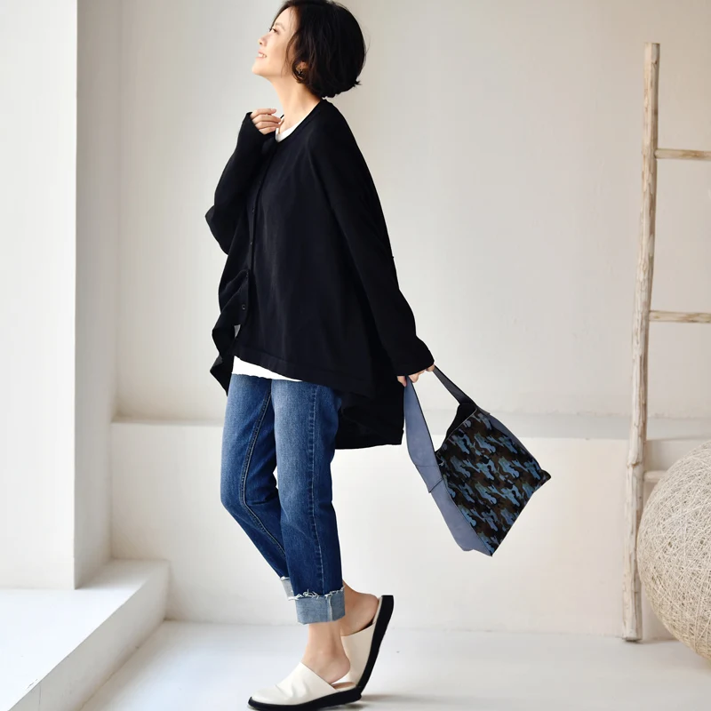 MICOCO W3008C Literatura a umění Jednoduchá všestranná volná silueta, pocit před krátkým po dlouhém pleteném kardiganu - náhled 3