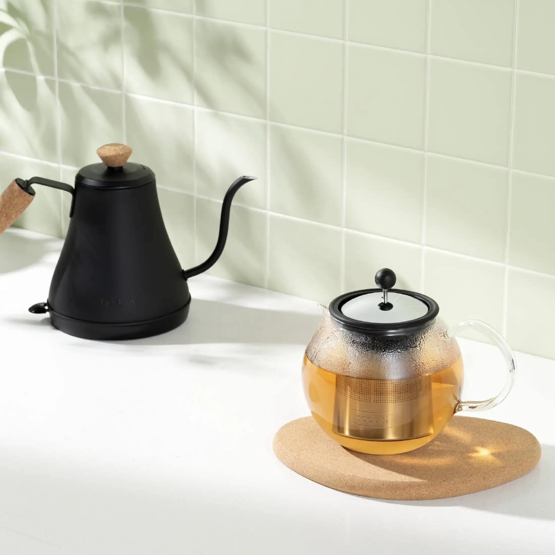 8-Cup Gooseneck Kettle, Stainless Steel, Cordless, Auto Shut-Off, Perfect for Pour-Over Coffee Brewing