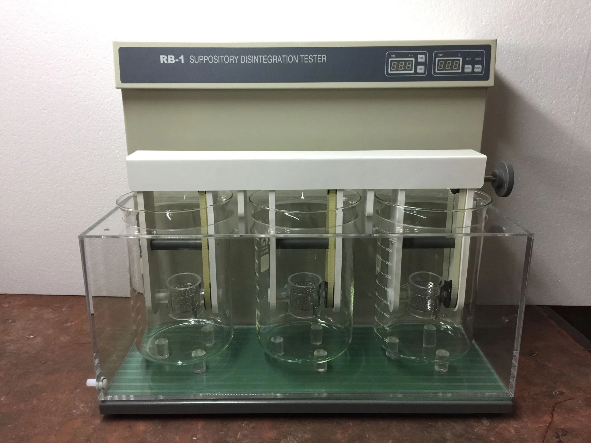 RB-1 Suppository disintegration tester with 3 independent test stations