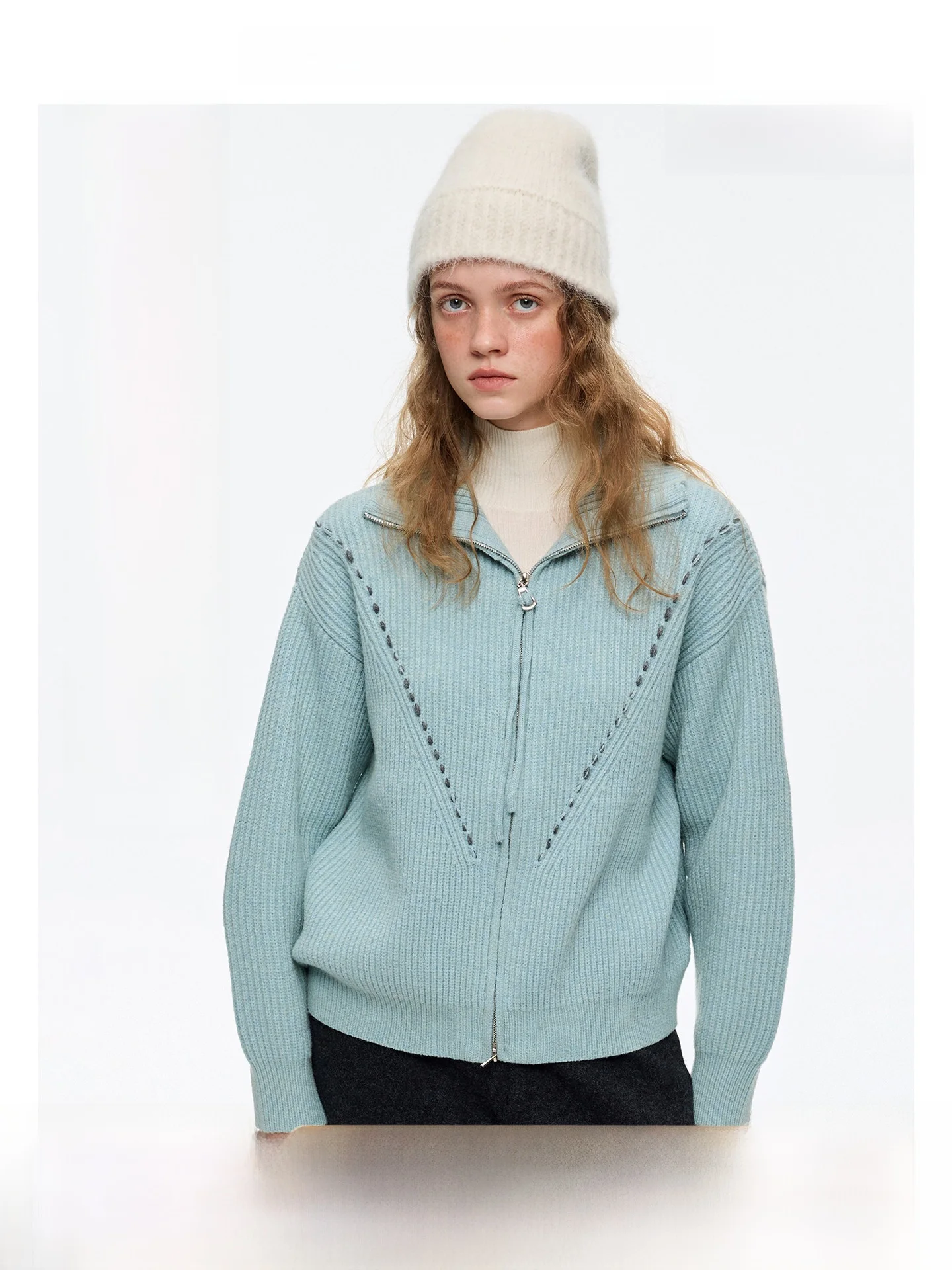 

Vega Chang Color Blo V-Ne Camere Open Cardigan Women's Winter Knitted Sweater Simple Lines Commute Sle Long Sve