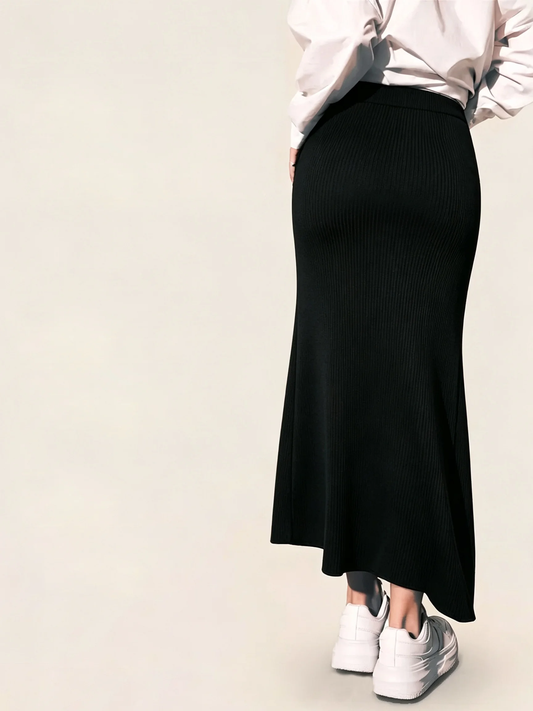 High-waisted Stretchable Elegant And Sexy Casual Side Slit Long Dress With A Fitted A-line Silhouette And Half-length Design
