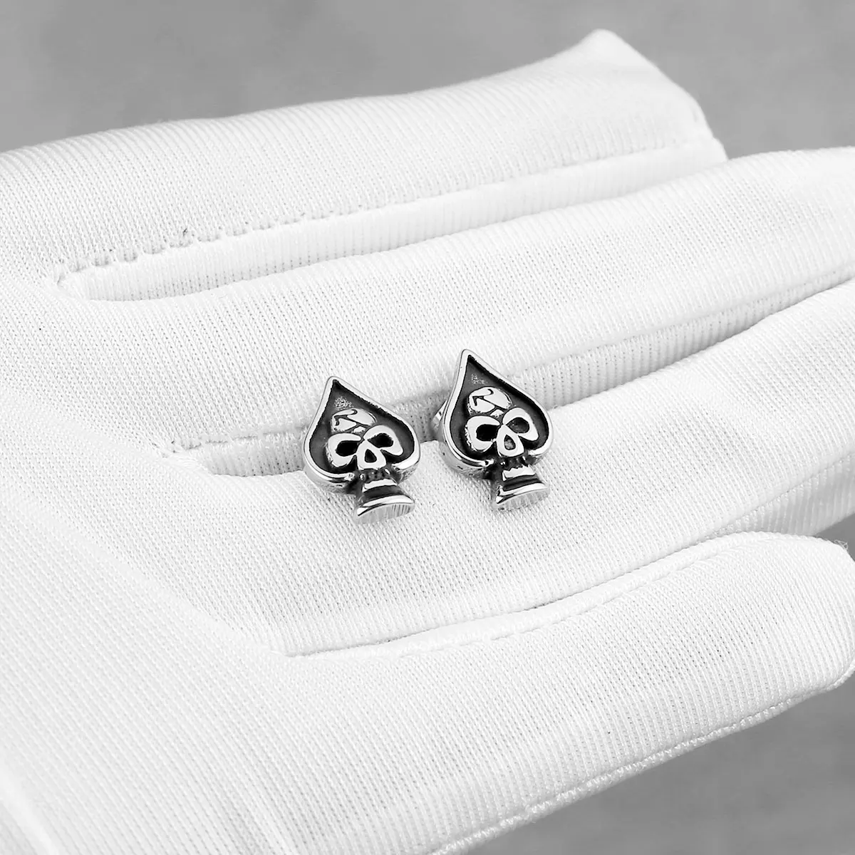 Men's Fashion Cards Spades Skull Stainless Steel Stud Earrings Retro Hip Hop Biker Women Accessories Vintage Male Jewelry Gift image 3