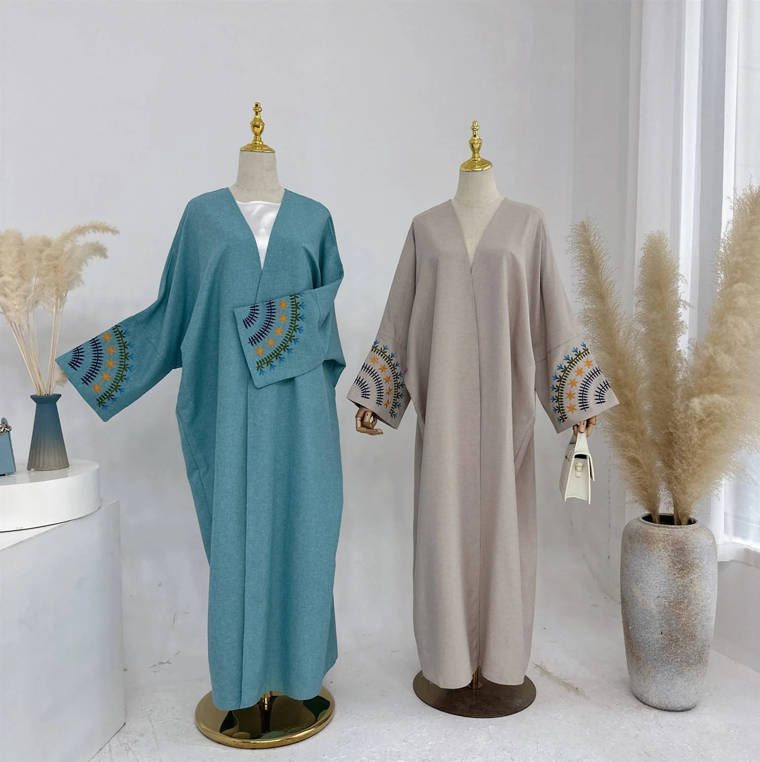 

Eid Abayas for Women Muslim Embroidery Dress Dubai Kaftan Ramadan Kebaya Islam Jalabiya Open Abaya Caftan Marocain Femme Robe