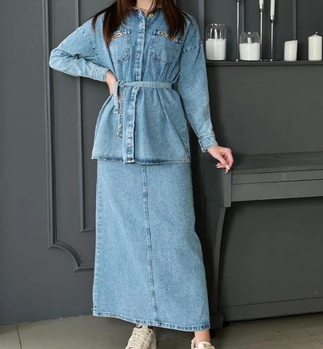 

Fashion Elegant Two-piece Women's Casual Distressed Washed Denim With Pockets Belt Shirt Top and Straight Leg Denim Skirt Set