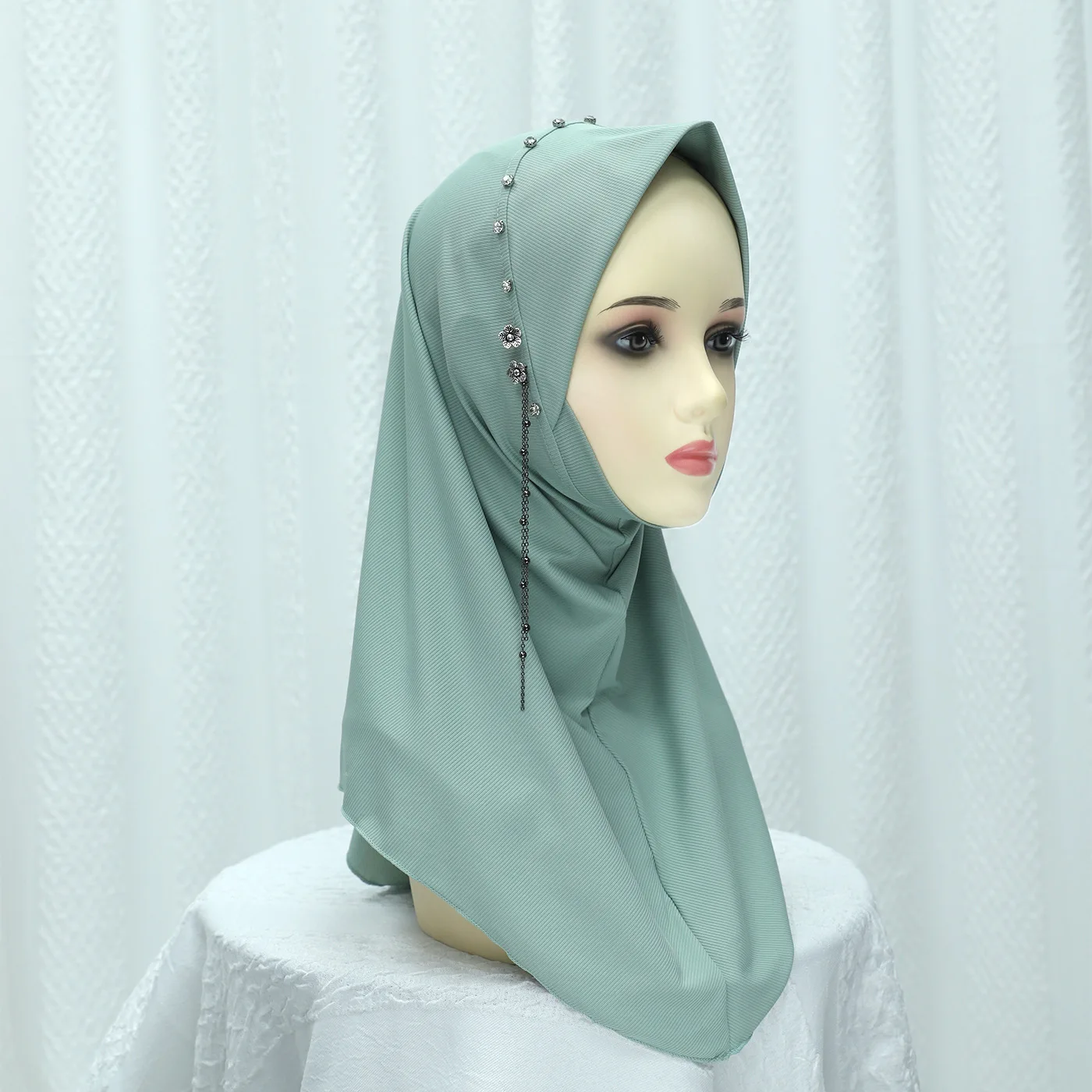 One Piece Amira Muslim Hijab Women Diamonds Tassel Turban Hat Instant Scarf Islam Prayer Hijabs Khimar Niqab Nikab Pull On Wraps