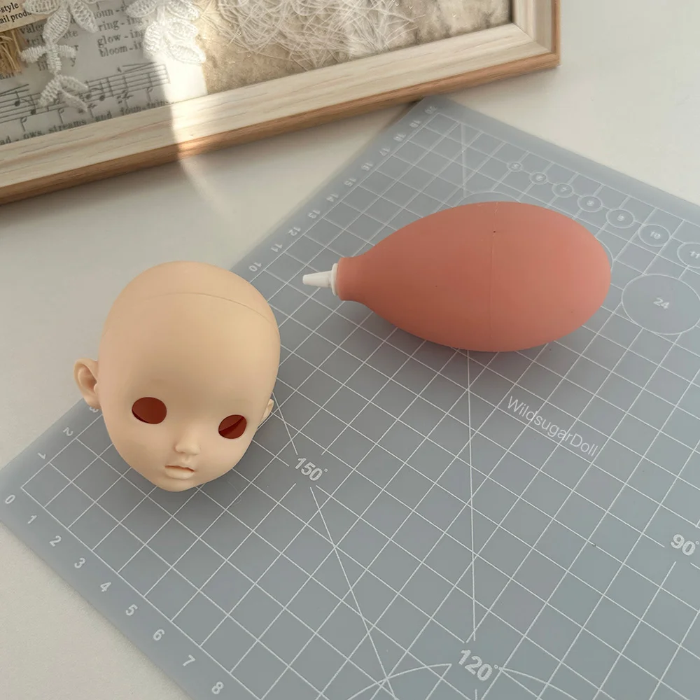 Air Blower for Doll Makeup, Soft Clay Doll Head Dust Remover, Face Cleaning Tool for BJD Blythe OB11 Repainting, Beginner Friend