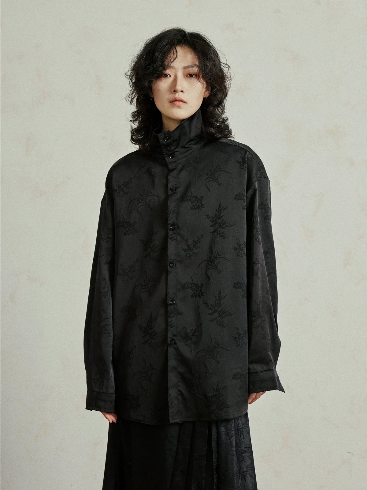 UMI MAO Yamamoto Dark Top Unique Design Sense Spring Chinese Vintage Standing Neck Jacquard Satin Long Sleeved Shirt