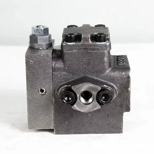 PC200-6 Main Control Valve Reducing Valve Block Assembly708-27-09147 Excavator Accessories
