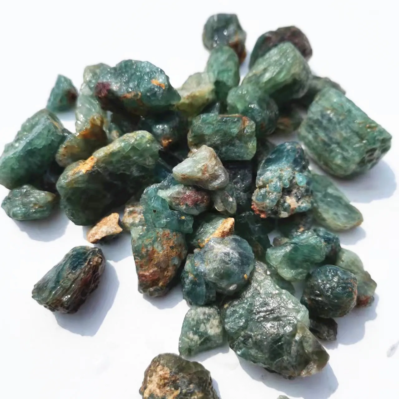 Natural grandidierite stones Gemstone Specimen from Madagascar