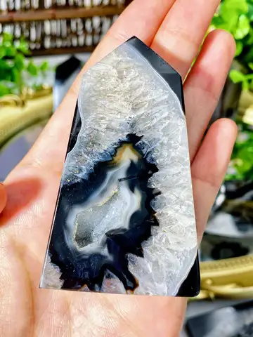 1PC Random High Quality Black Sardonyx Geode Agate Point,Natural Crystal Point,Home Decoration,Glitter,Christmas Gift