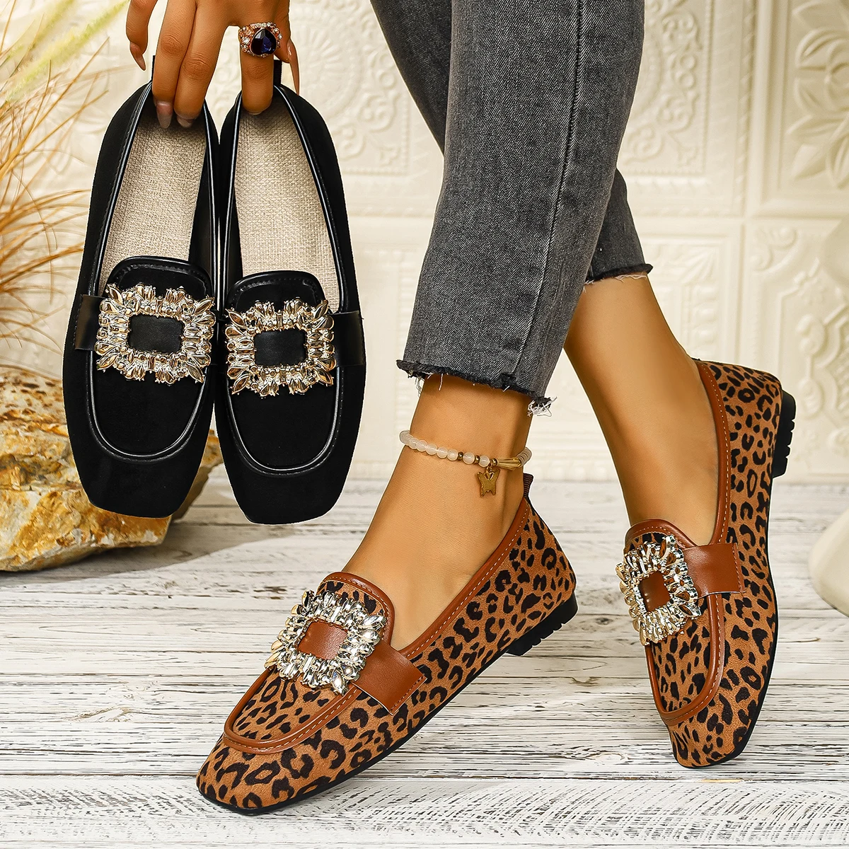 

2025 Women Fashion Sneakers Leopard Patchwork Slip-on Loafers Women New Chunky Heel Platform New Casual Plus Size Shoes Women