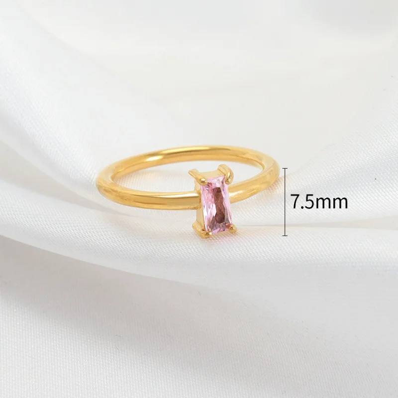 anel-de-aco-elegante-de-luxo-rosa-claro-em-formato-longo-de-elegancia-francesa