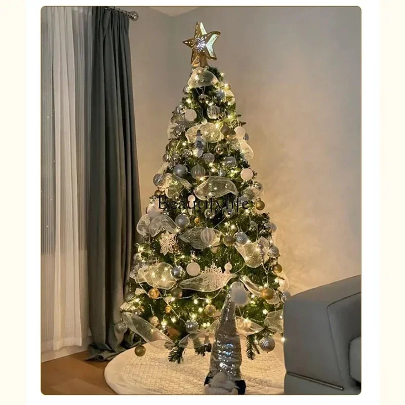 

Luxury encrypted Christmas tree home style high-end Christmas decorations scene arrangement