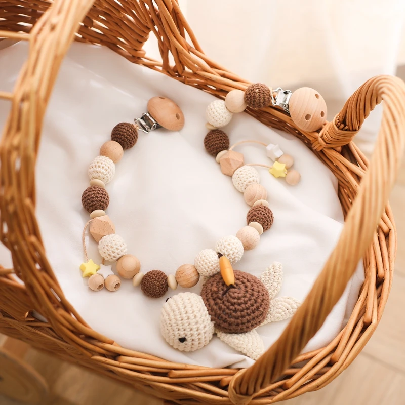 新生児用の木製クリップ付きガラガラのおもちゃ,動物のペンダント,ベビーカーのおもちゃ,0〜12か月