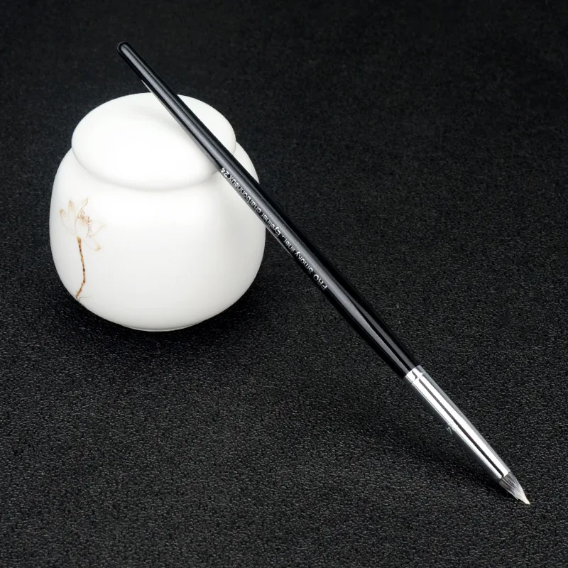 Profesjonalny SEP # 24, czarna, długa rączka Pro Smoky Liner Eyeliner Pędzel do makijażu ust Narzędzie kosmetyczne dla kobiet