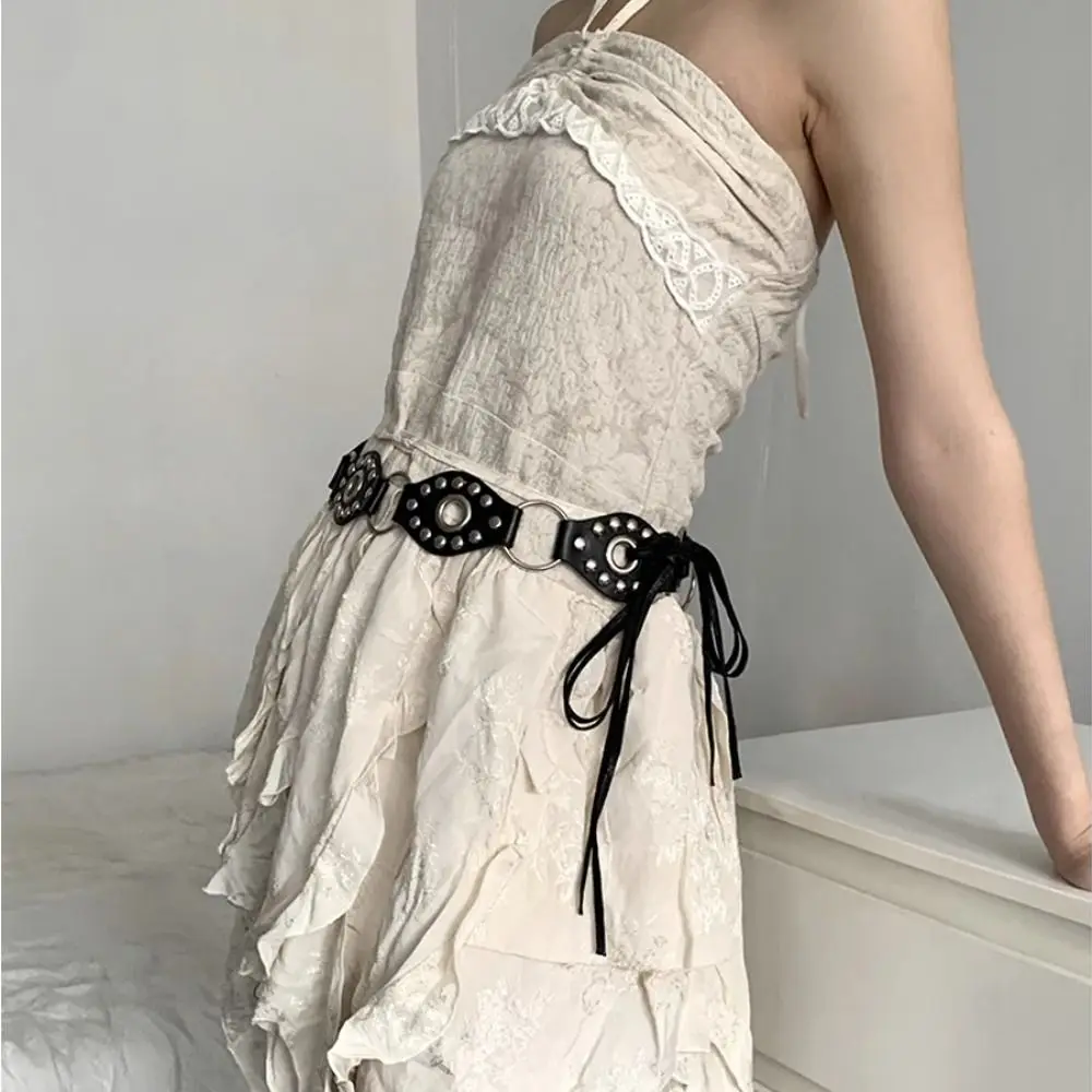 ヴィンテージリベットレザーベルト、用途の広いウエストストラップ、豪華なデザイン、y2k