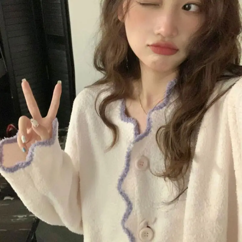 ملابس نسائية بيجامات شتوية سميكة تحافظ على الدفء منتج جديد في المنزل في الهواء الطلق بدلة نوم مريحة للتهوية