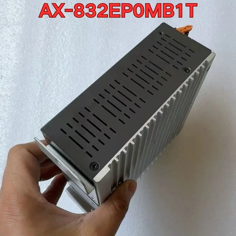

Проверка функционала б/у контроллера ПЛК AX-832EP0MB1T показывает нормальную работу. Последние цены на 2026 год.