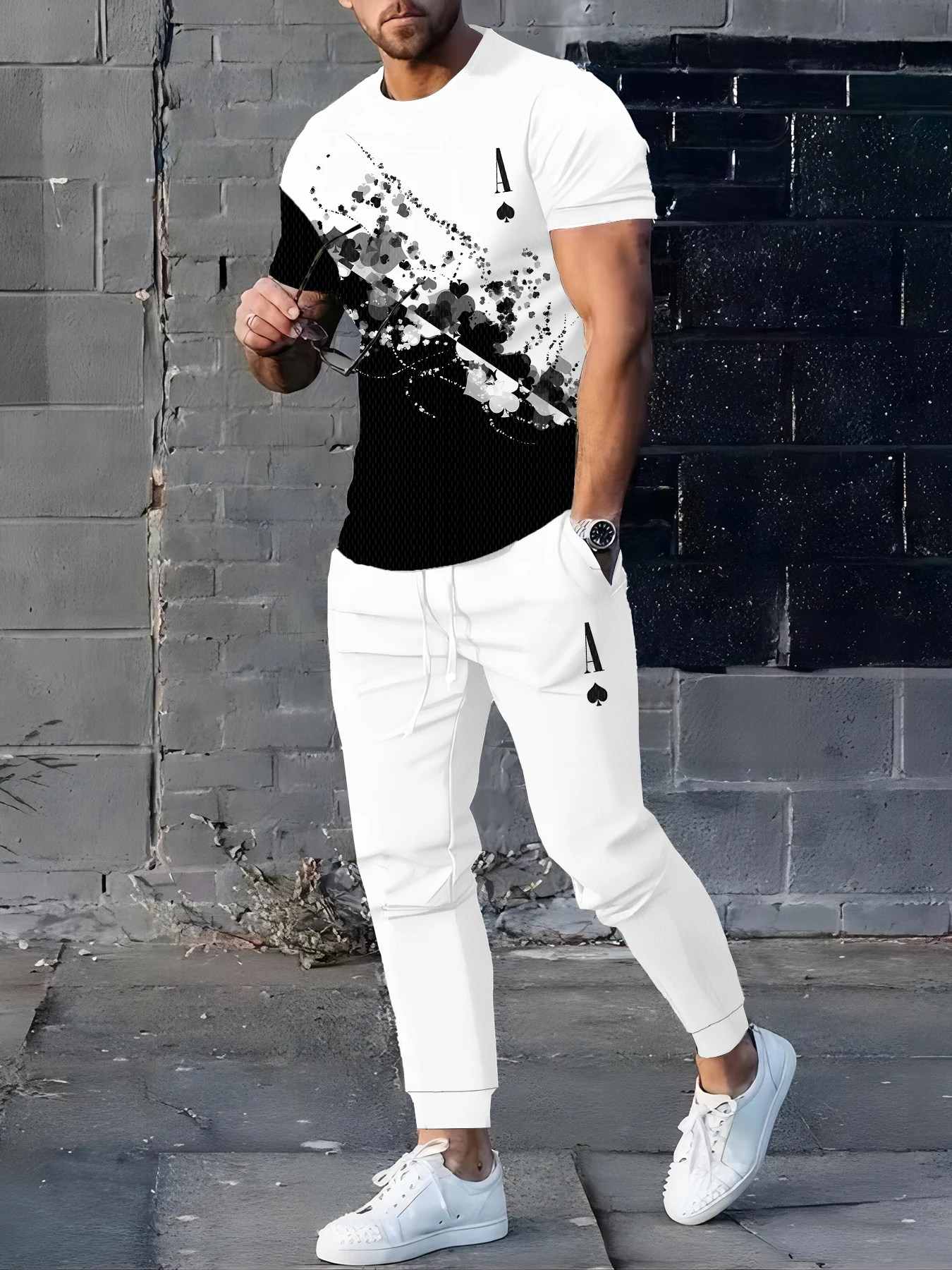 

New Stripe Print Men's T-shirt Street Style Men's Fashion Trousers Autumn And Winter Men's Warm T-shirt And Trousers Set