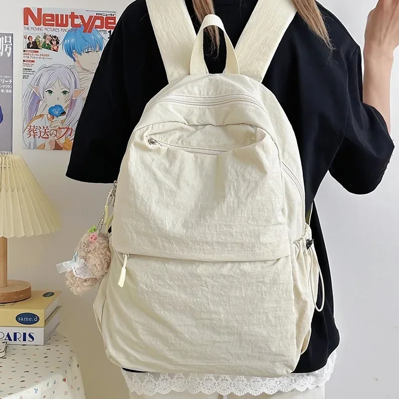 حقيبة ظهر صيفية متعددة الاستخدامات من الألياف الدقيقة بتصميم نايلون حقائب سيدات ذات سعة كبيرة للبيع 2025 حقائب مدرسية جديدة للتنقل للطلاب #4