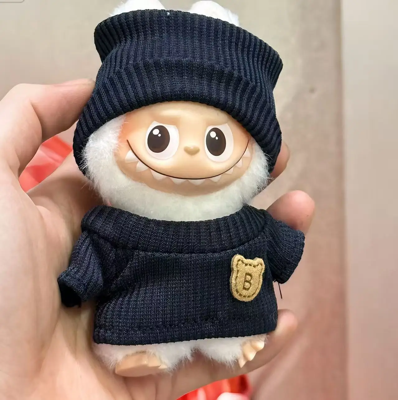 10cmミニラビュブ第4世代4.0ハートコードシリーズ2ピースカジュアルプレッピーニットセットレトロ遊び心のある赤い格子柄オーバーオールとTシャツセット