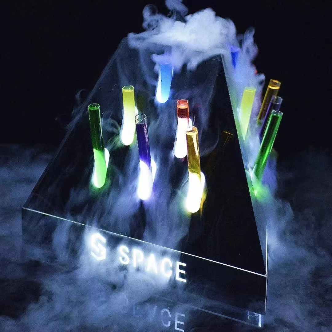 High-End Bespoke LED Bottle Display RackCustomized Logo LED Acrylic Shot Glass Flight Tray Display Stand For Nightclub