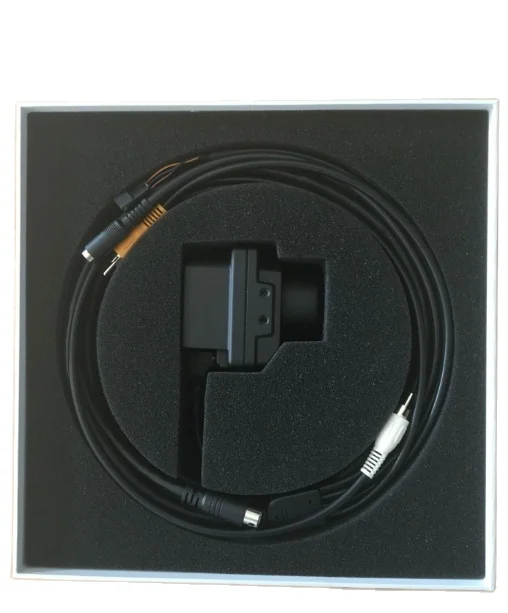 Vehicle-mounted  thermal imaging night vision device driving real-time display of thermal sense