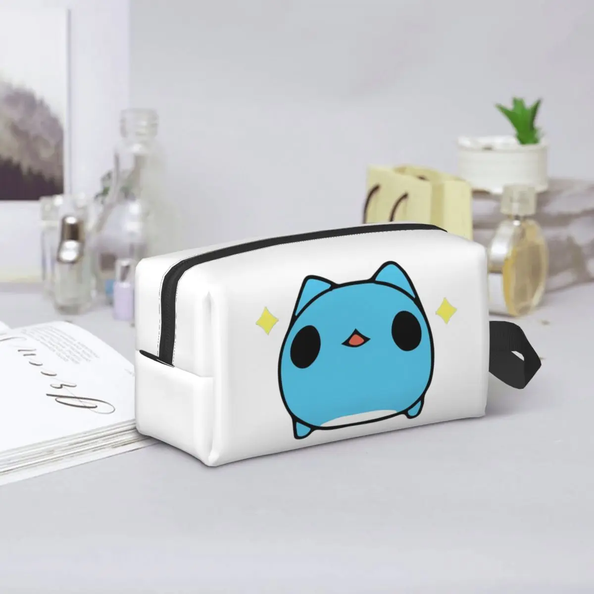 Comic Cat Bugcat Capoo Bug Cat Makeup Bag Cosmetic Organizer Storage Dopp Kit Toiletry Cosmetic Bag for Women Beauty Travel