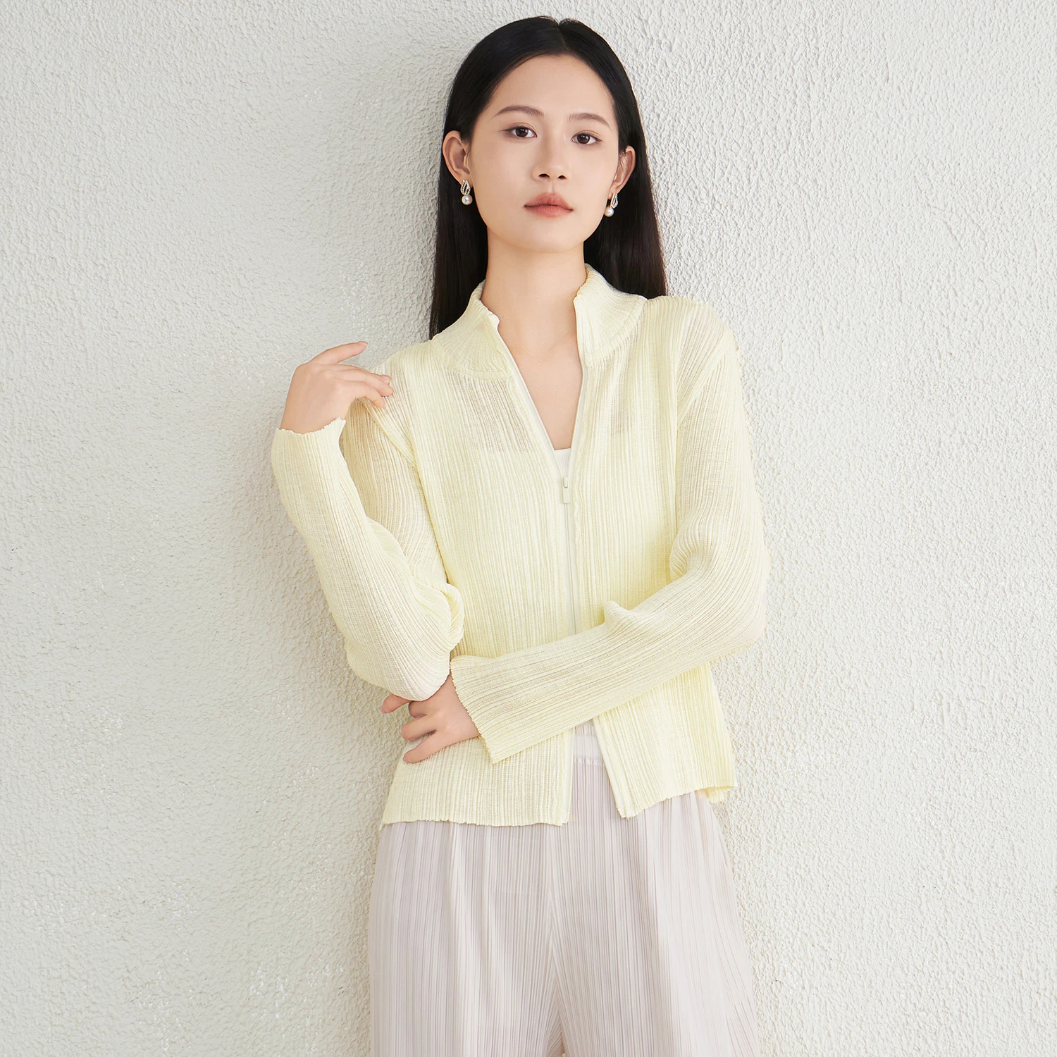 High Quality Factory Direct Sales Miyake Pleated Latest Design Long Sleeve Zipper Fashionable Versatile Top