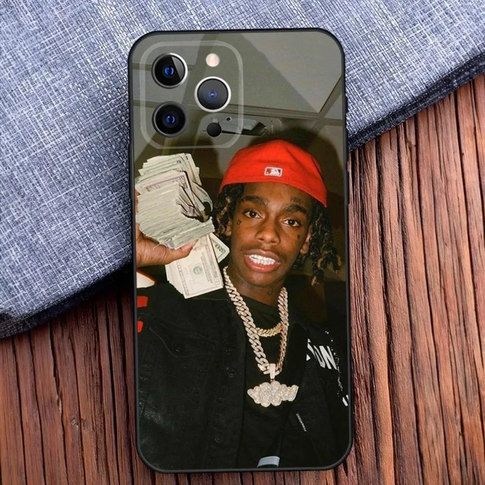 حافظة هاتف YNW Melly Rapper لهاتف iPhone 16,15,14,13,12,11,Pro,X,XS,Max,XR,Plus,غطاء أسود ناعم صغير
