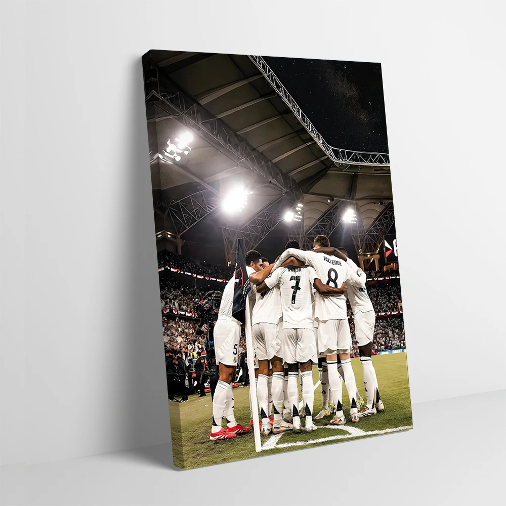 Real Madrid Soccer Team Huddle Poster Customizable Printed Canvas Painting Wall Art Gift for Interior Decoration Gaming Pictures
