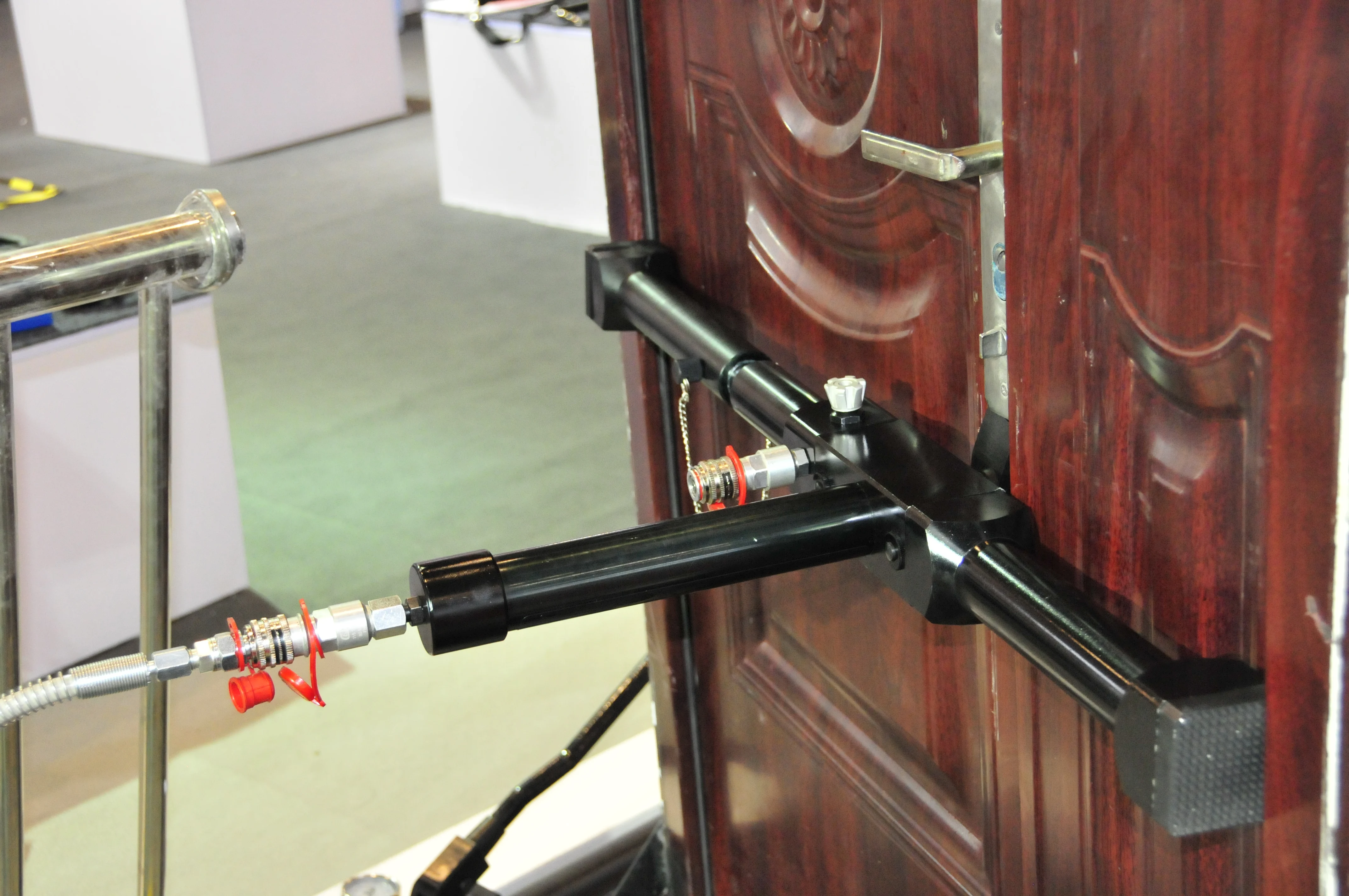 Redelijke prijs Eenvoudig te bedienen hydraulische deuropener heeft meer grotere afzonderlijke afstand