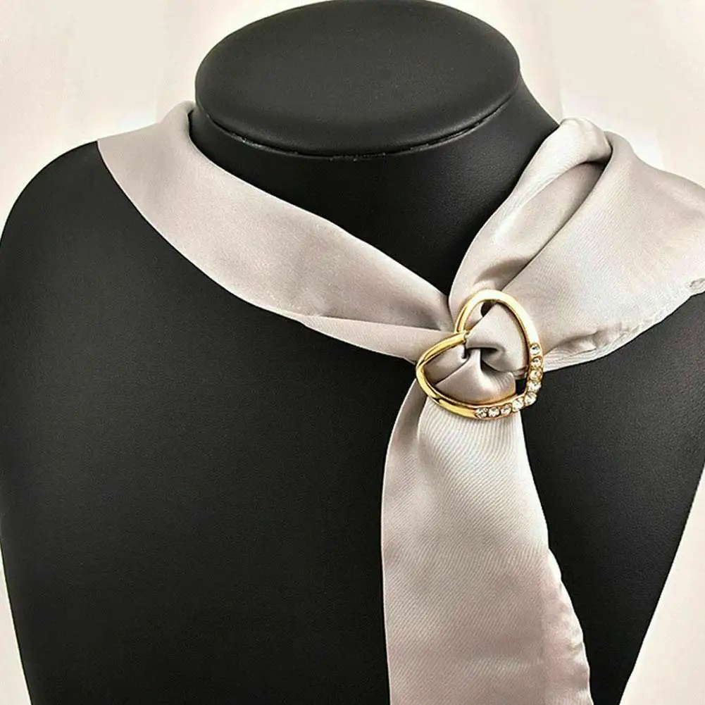 Heart Scarf Brooches Crystal Silk Scarf Buckle Brooch Women Shawl Clip Scarves Fastener Hem Knotted Button Accessories