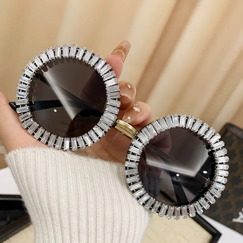 Luxury Brand Designer Round Diamond Sunglasses Women For Female Fashion Vintage Party Travel Steampunk Sun Glasses Shades UV400