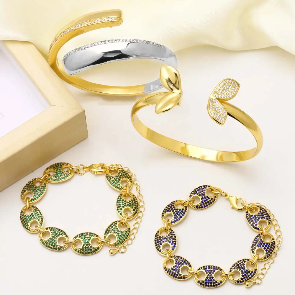 FLOLA-Bracelet en cristal vert pour femme, gros onglets soda, manchette papillon plaqué or, bijoux de déclaration, brtj67