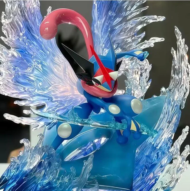 23cm Nowy Gorący Pokemon Czterolistna Koniczyna Greninja Motyl Tide Model Zabawka Dekoracyjna Ozdoba na Biurko Prezent dla Chłopca na Święta